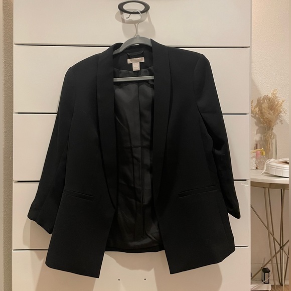 H&M Jackets & Blazers - NWOT H&M Blazer Jacket